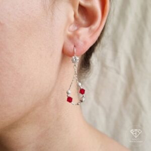 Aretes Destello Carmesí Plata