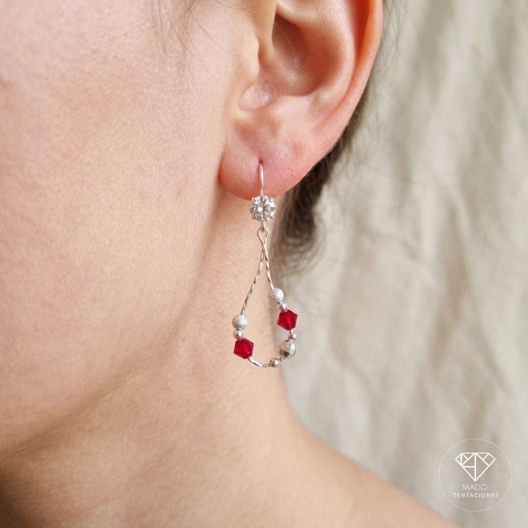Aretes Destello Carmesí Plata