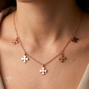 Collar Cruces Colgantes Múltiples