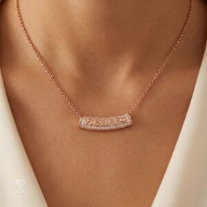 Collar Placa Heart Pavé