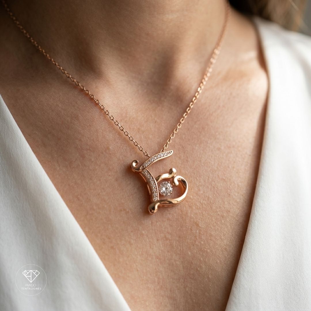 Collar Inicial E Brillante