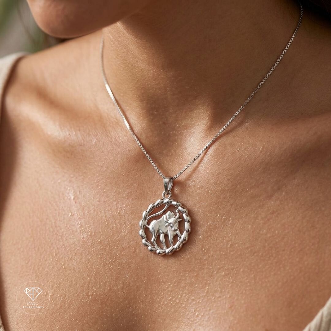Collar Medalla Signo Tauro