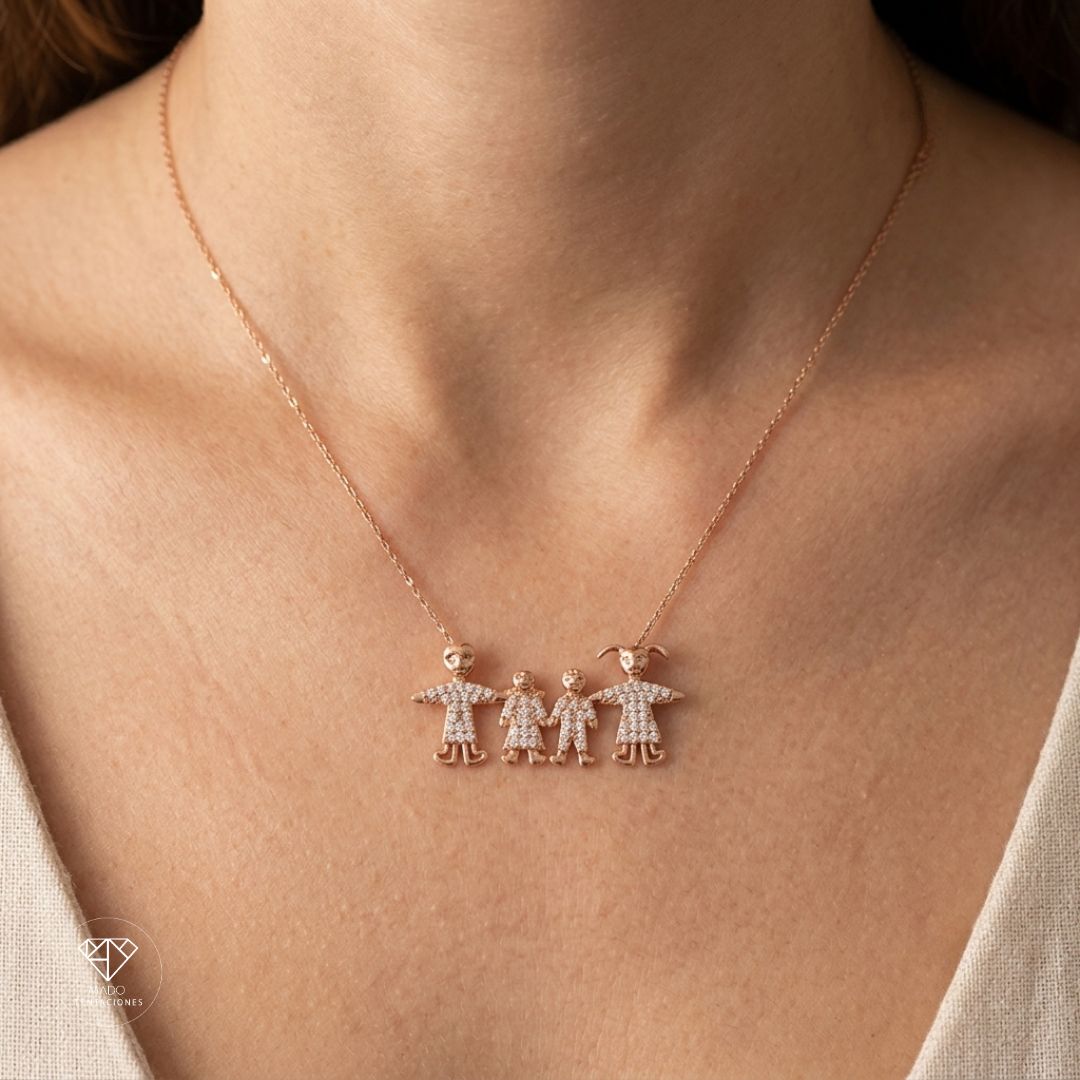 Collar Familia De Cuatro