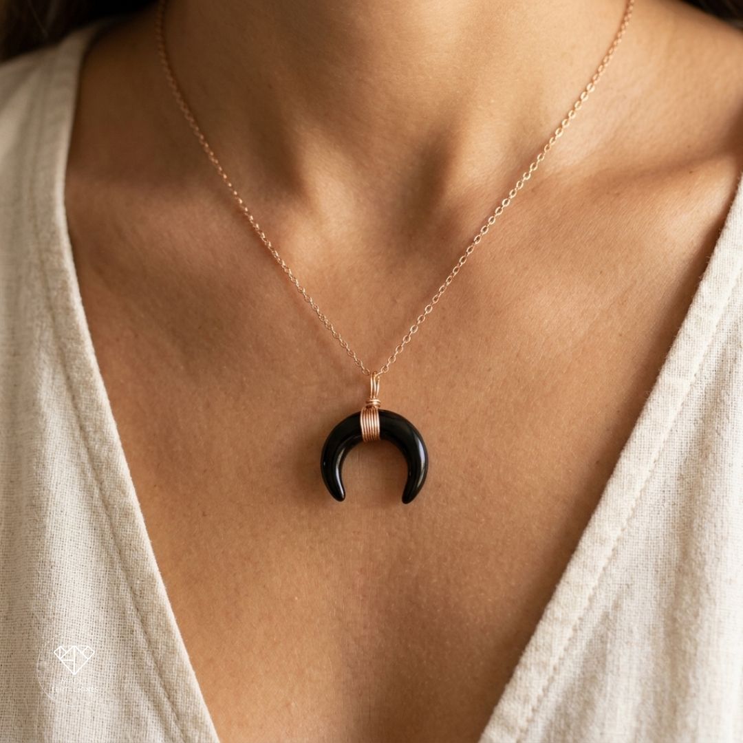 Collar Cuerno Onix Negro