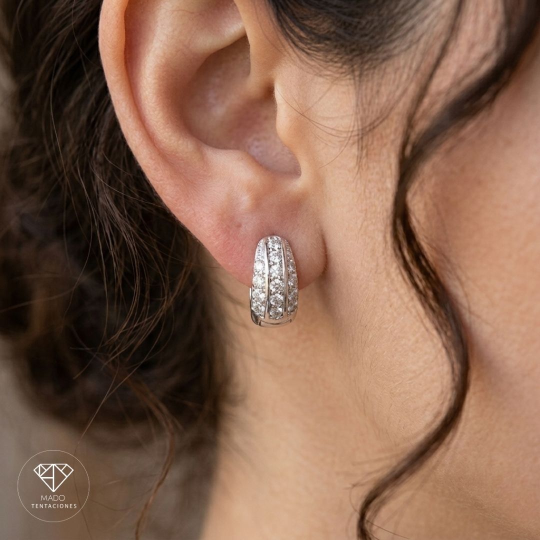 Aretes Huggie Pavé Triple