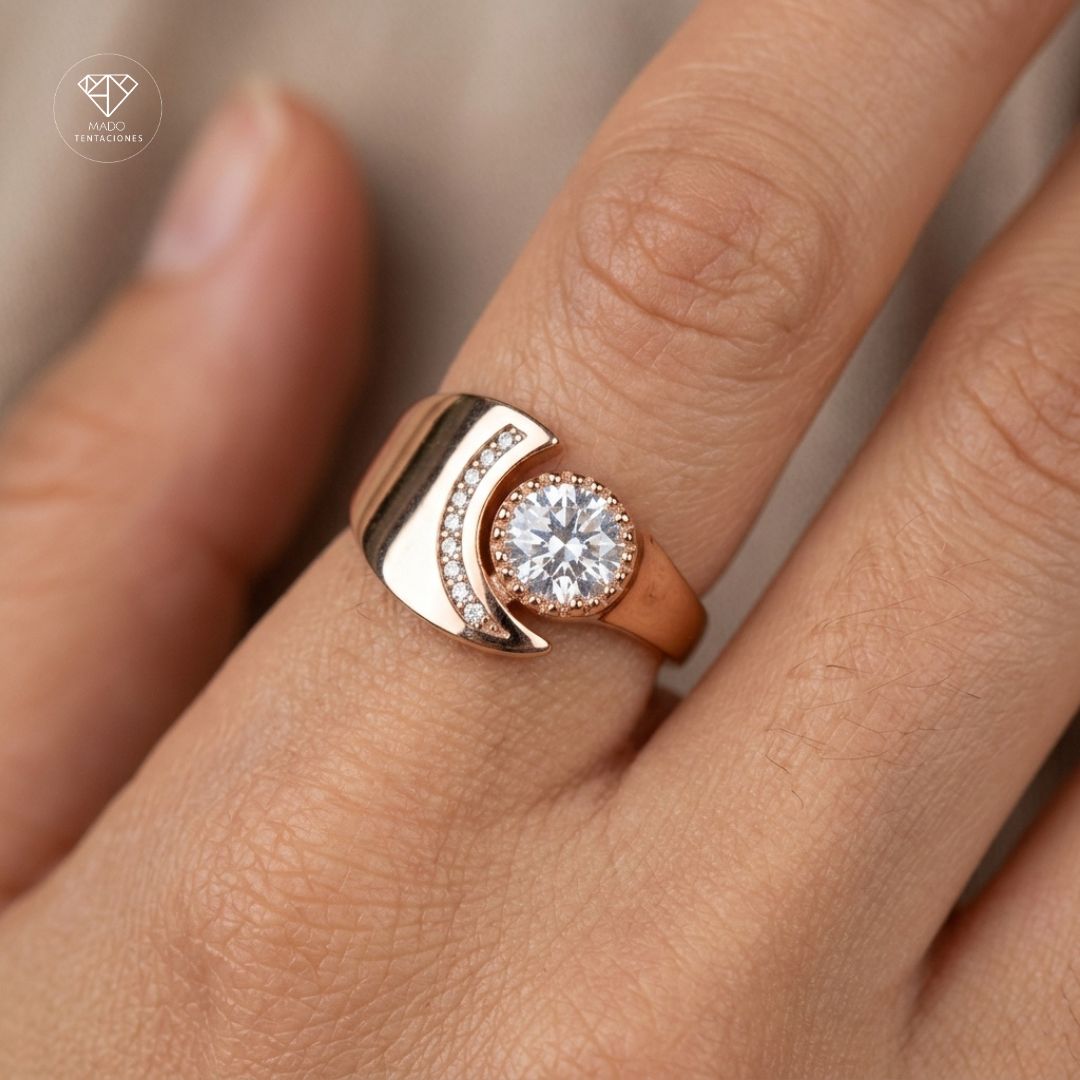 Anillo Solitario Diseño Luna