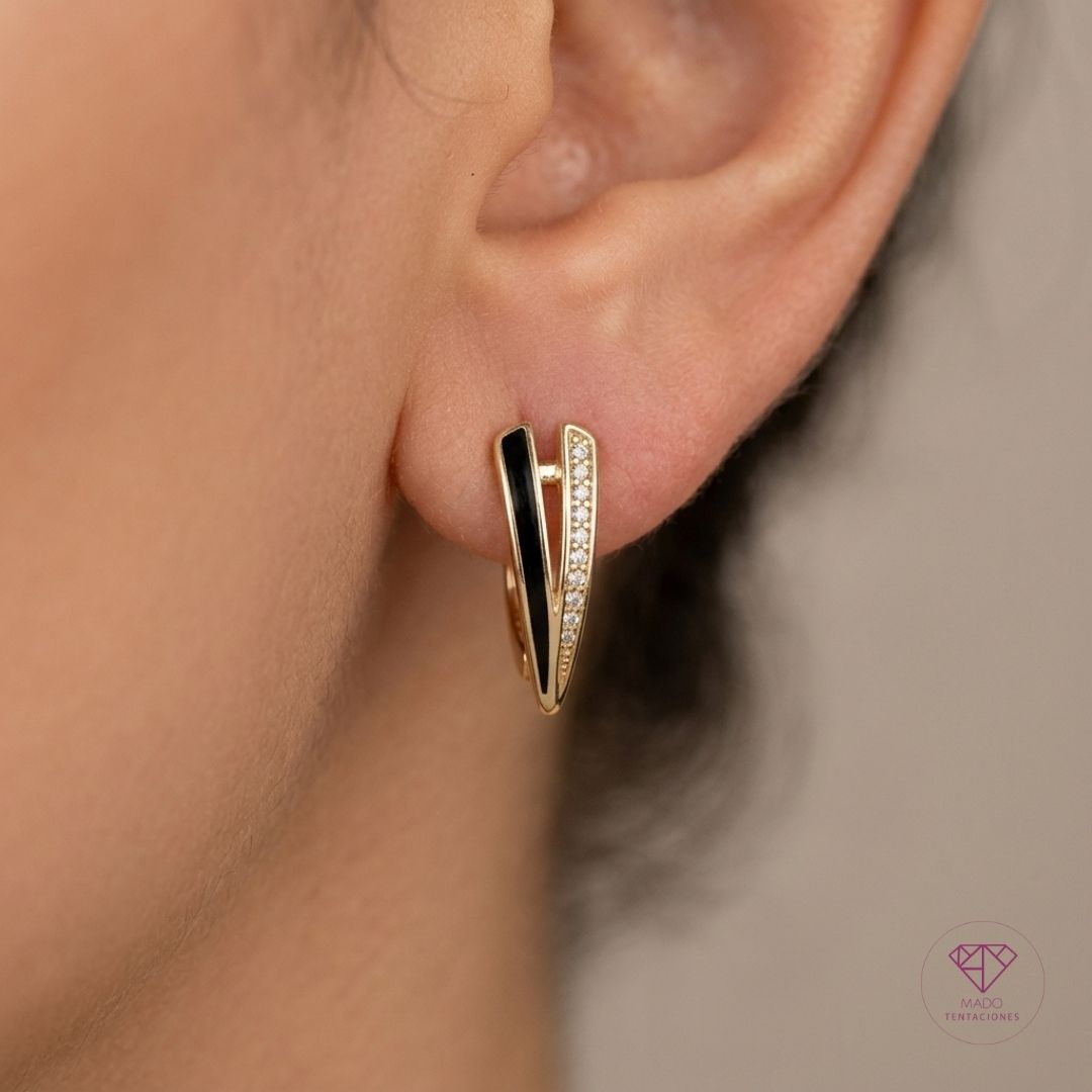 Aretes V Línea Esmalte