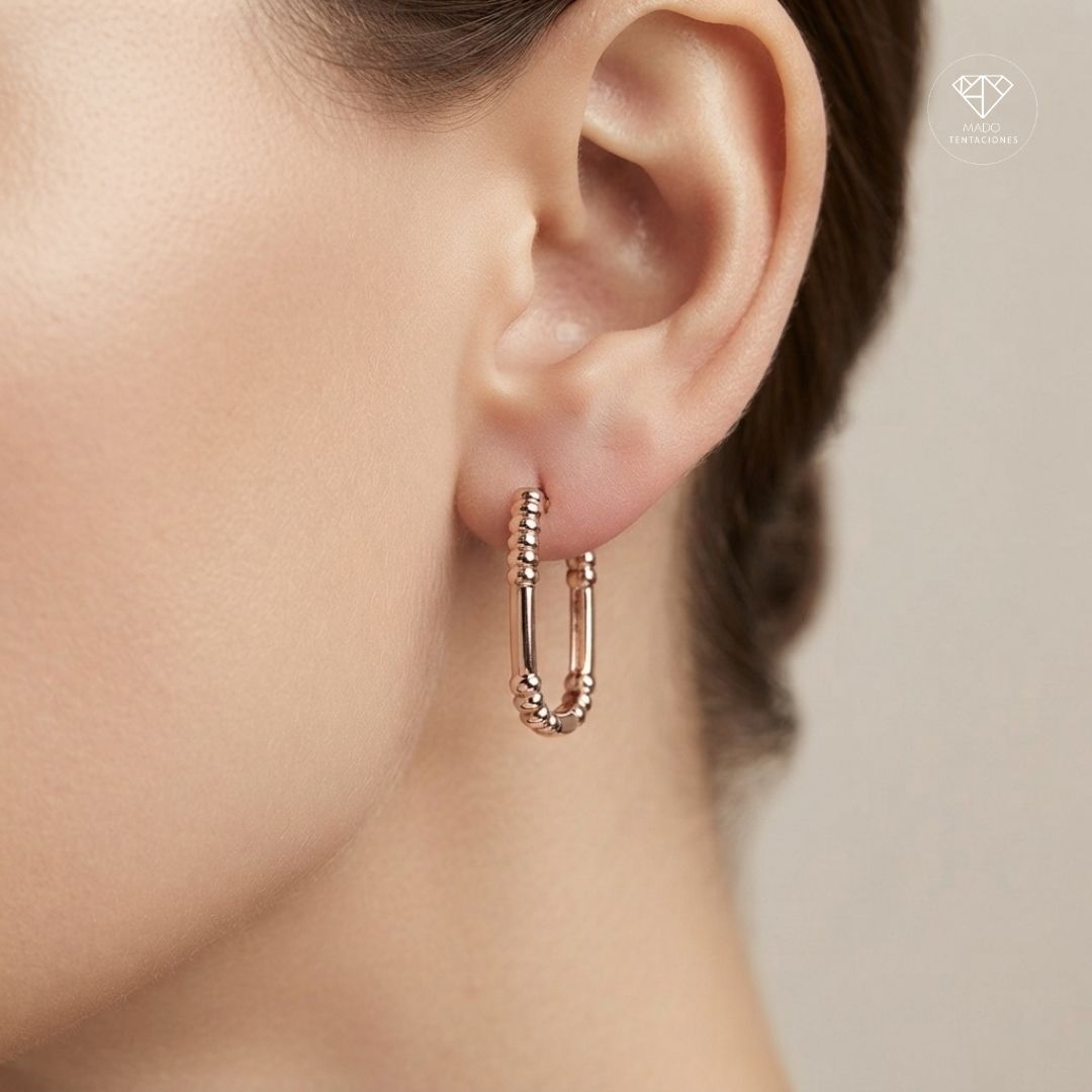 Aretes Huggies Textura