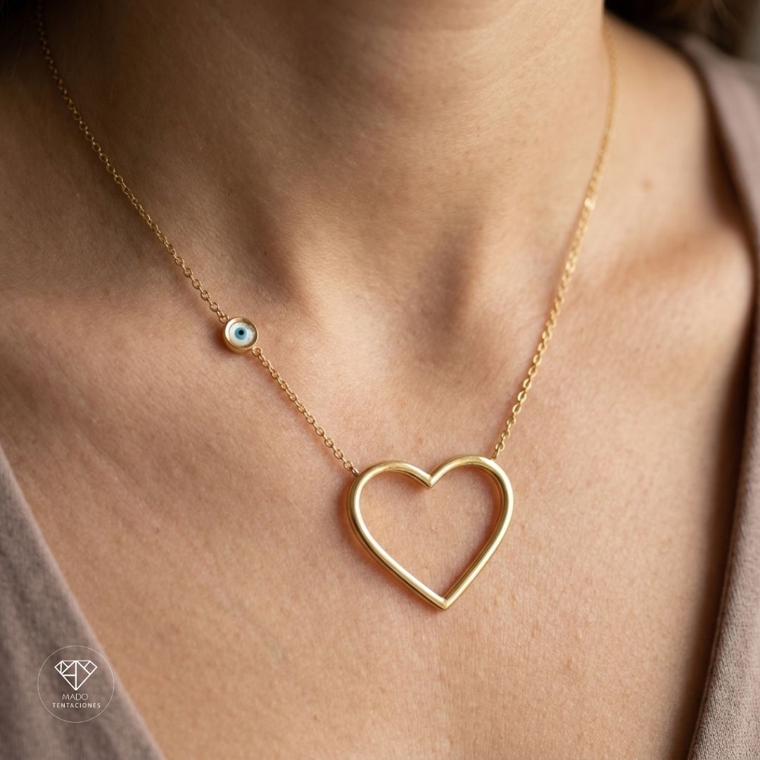 Collar Corazón Calado Ojo Turco