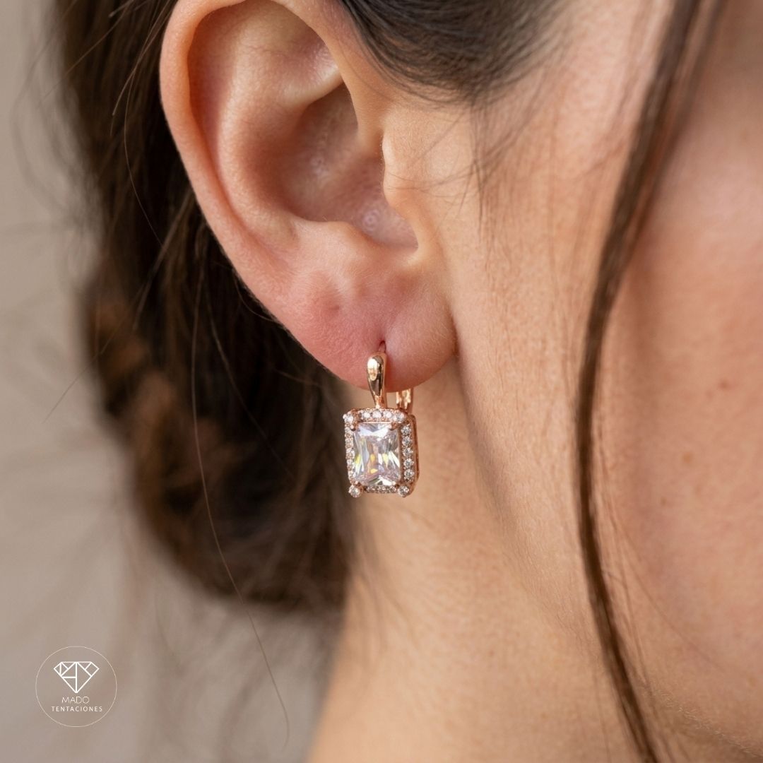 Aretes Halo Corte Esmeralda