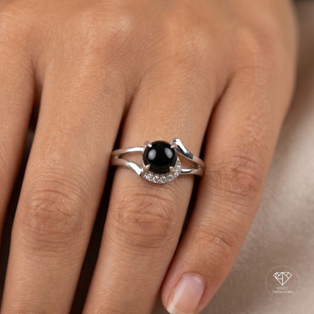 Anillo Piedra Negra Pavé