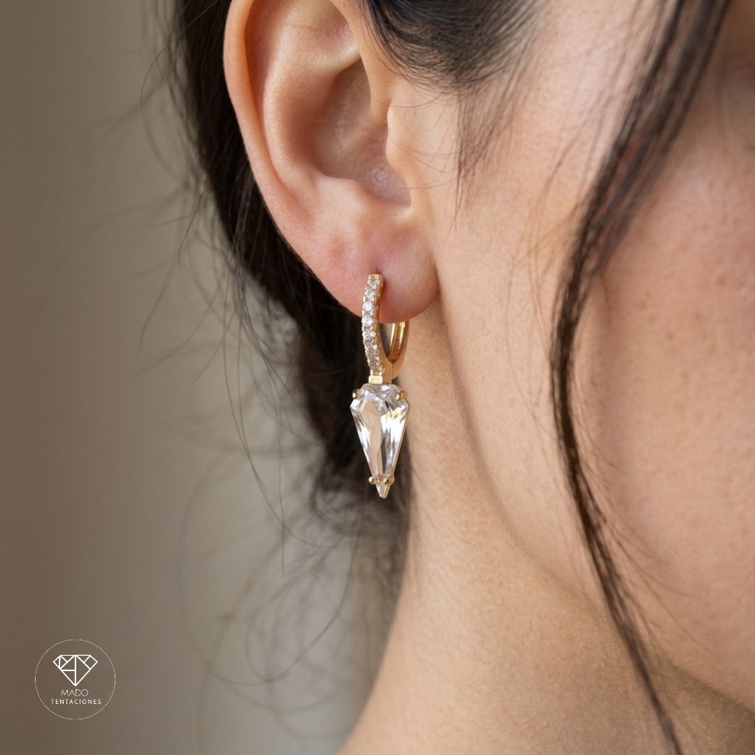 Aretes Huggie Punta Cristal